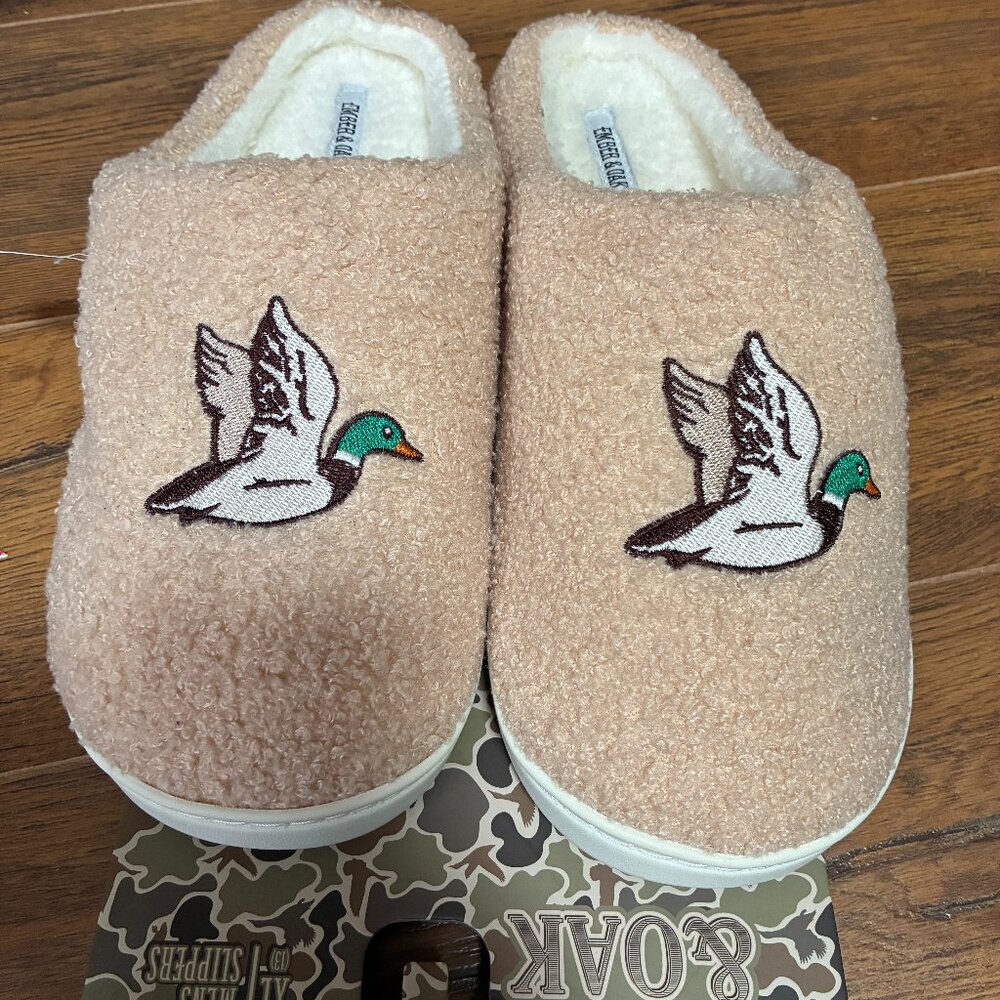 NWT Ember & Oak Men's Memory Foam Sherpa Slippers XL (13) Embroidered Duck Tan.